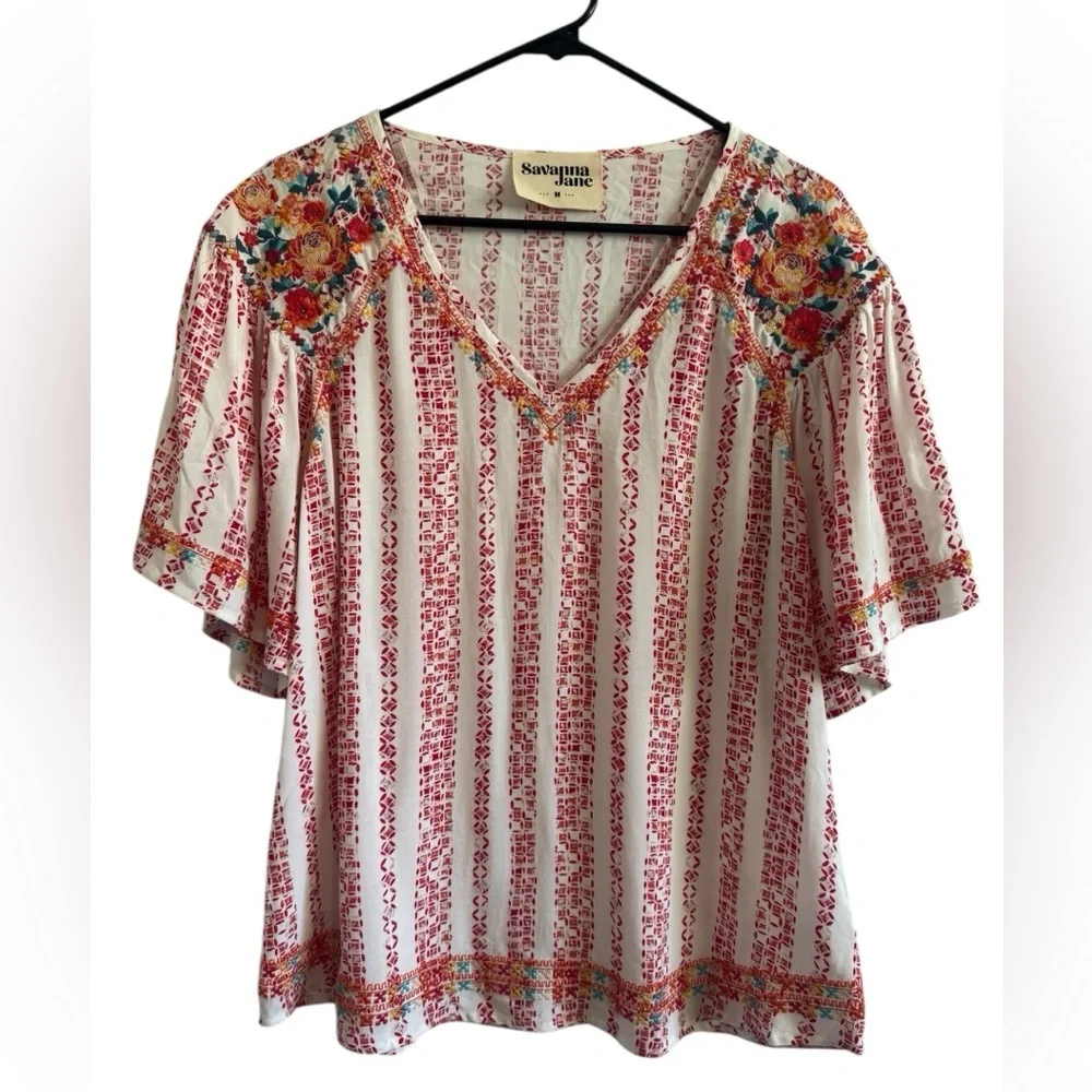 Savanna Jane White Top with Coral Embroidery &Multicolor Accents Size Medium - Picture 1 of 12